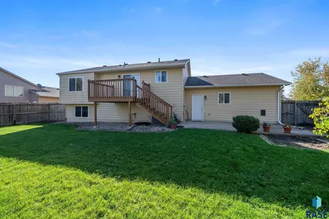 Exterior - Undisclosed, Sioux Falls, SD 57106 photo 8 of 9