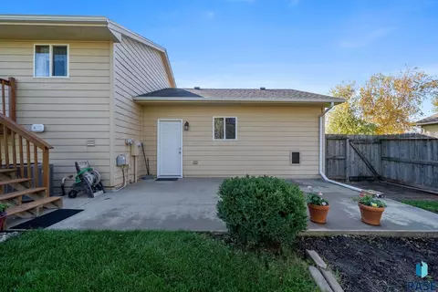 Exterior - Undisclosed, Sioux Falls, SD 57106 photo 7 of 9