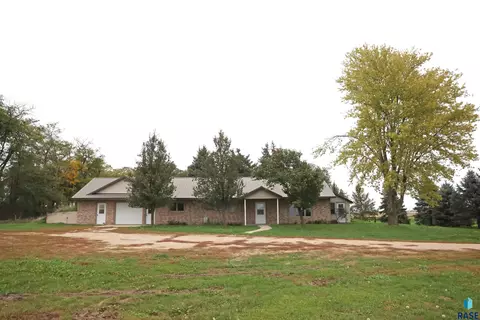 Exterior - 28265 463rd Ave, Davis, SD 57021 photo 6 of 16