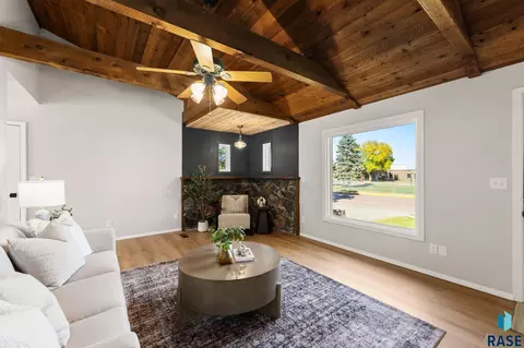 Living - 421 W Charish St, Tea, SD 57064 photo 2 of 8