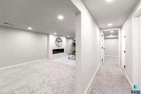 Entry Way - 421 W Charish St, Tea, SD 57064 photo 2 of 2