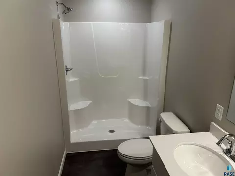 Bath - 2208 E Alexa St, Brandon, SD 57005 photo 3 of 4