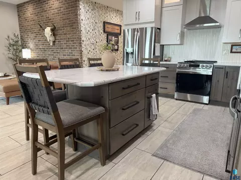 Kitchen - 27038 459th Ave, Parker, SD 57053 photo 3 of 4