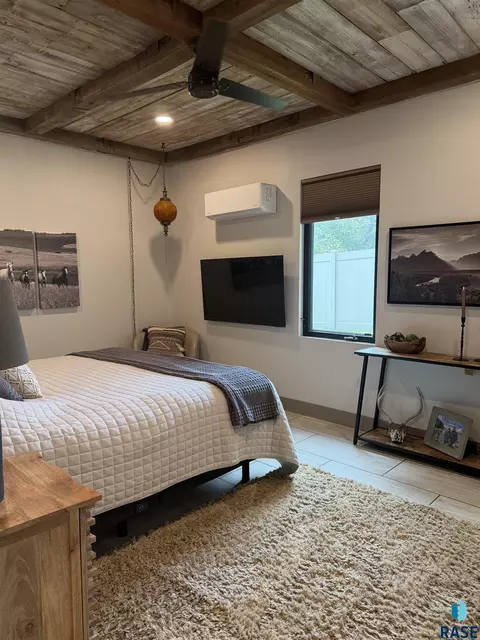 Bedroom - 27038 459th Ave, Parker, SD 57053 photo 1 of 6