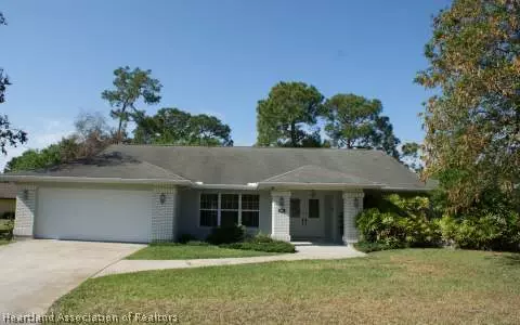 3406 Divot Rd, Sebring, FL 33872 photo 1