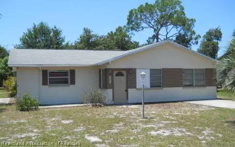 206 Eagle Ave, Sebring, FL 33870 photo 1