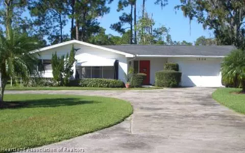3228 Golfview Rd, Sebring, FL 33875 photo 1