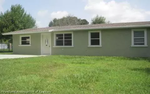 1106 SW 7th St, Okeechobee, FL 34974 photo 1