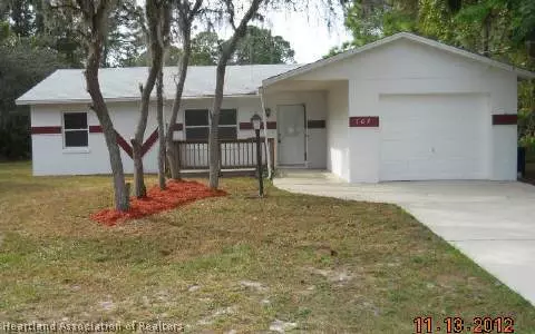 707 Triumph Dr, Sebring, FL 33872 photo 1