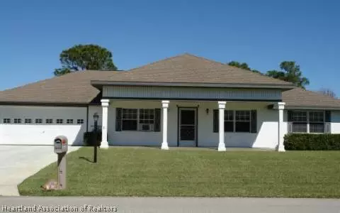 410 Mac Ln, Sebring, FL 33875 photo 1
