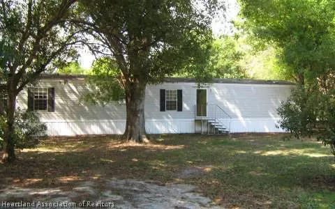 2021 Varsity Ter, Lorida, FL 33857 photo 1