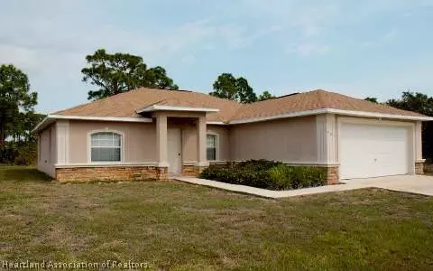 404 Barcelona Dr, Sebring, FL 33875 photo 1