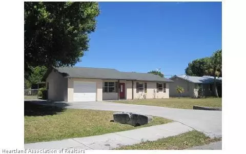 1006 SW 9th St, Okeechobee, FL 34974 photo 1