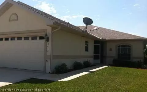 3413 Edgewater Dr, Sebring, FL 33872 photo 1