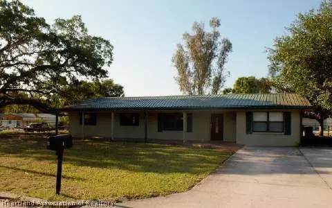 11 Beverly Dr, Frostproof, FL 33843 photo 1