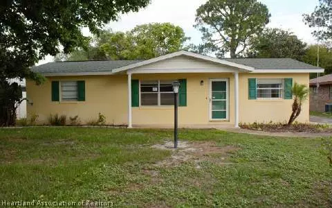 227 Quail Ave, Sebring, FL 33870 photo 1