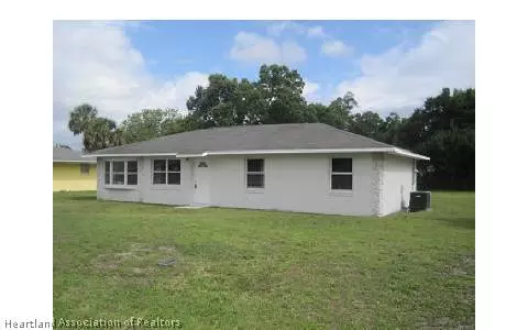 1004 NW 3rd St, Okeechobee, FL 34972 photo 1