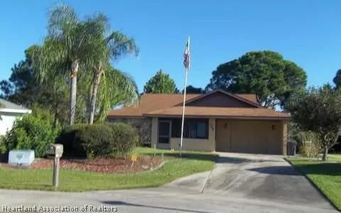 104 Friendly Cir, Sebring, FL 33876 photo 1