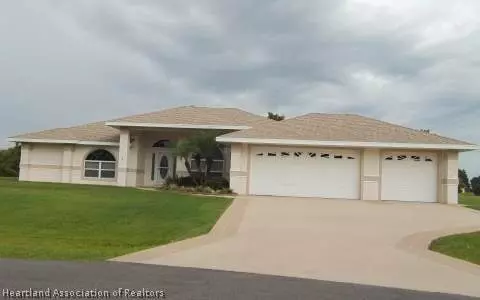424 Maple Ln, Sebring, FL 33876 photo 1