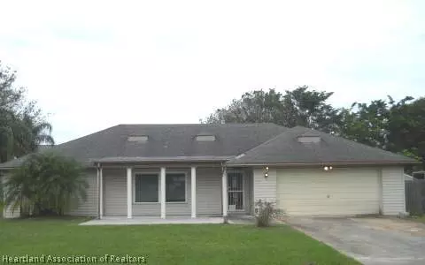 4104 Capri St, Sebring, FL 33872 photo 1