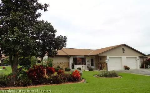 3909 Thunderbird Hill Cir, Sebring, FL 33872 photo 1