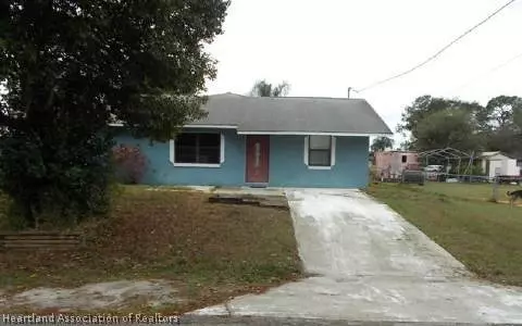 2407 King Dr, Sebring, FL 33870 photo 1