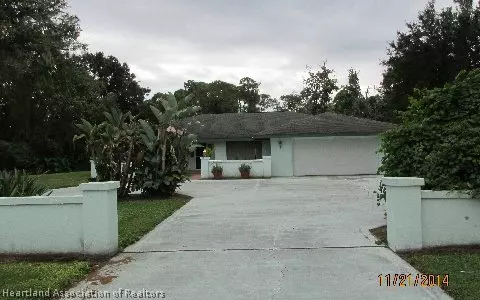 3329 Golfview Rd, Sebring, FL 33875 photo 1