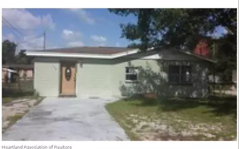 112 Leona Dr, Sebring, FL 33872 photo 1