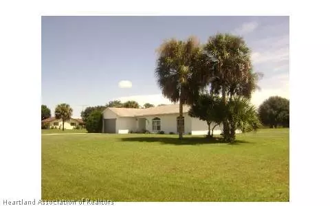 401 Maya Dr, Sebring, FL 33870 photo 1