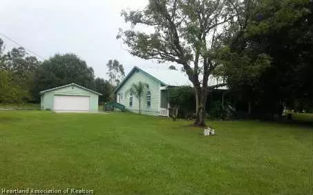 1716 Hicks Rd, Lorida, FL 33857 photo 1
