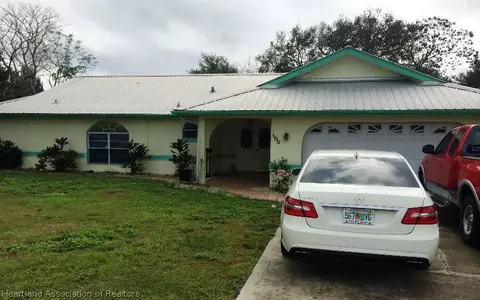 100 E Viola St, Avon Park, FL 33825 photo 1