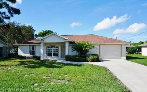3115 Dolphin Dr, Sebring, FL 33870 photo 1