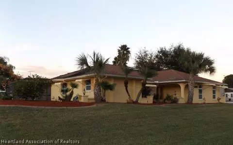 2410 Pasco Dr, Sebring, FL 33870 photo 1