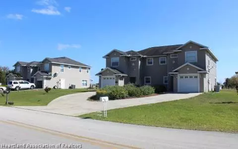 121 Madrid Dr, Sebring, FL 33870 photo 1