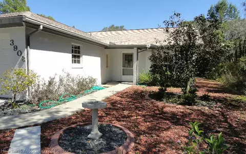 3908 Mandarin Rd, Sebring, FL 33872 photo 1