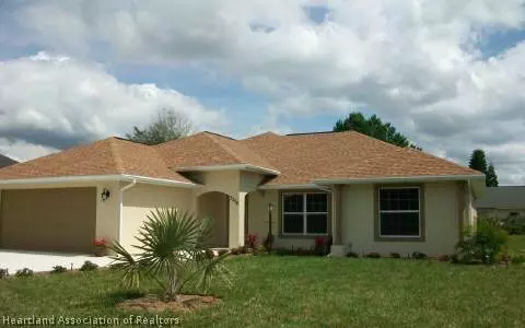 3300 Manor Dr, Sebring, FL 33872 photo 1