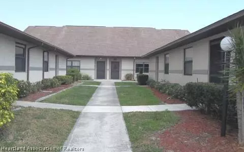 2000 Villaway E, Sebring, FL 33870 photo 1
