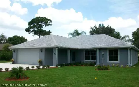 2500 Manor Dr, Sebring, FL 33872 photo 1