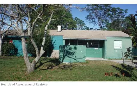 47 Queens Ct, Frostproof, FL 33843 photo 1