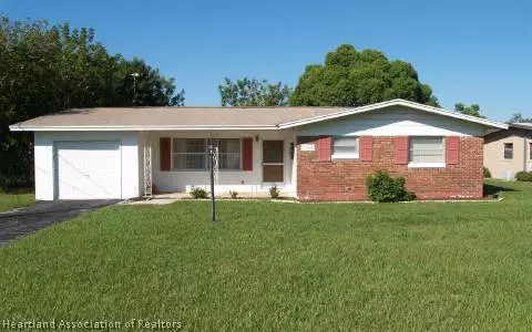 2233 Croydon Rd, Sebring, FL 33870 photo 1