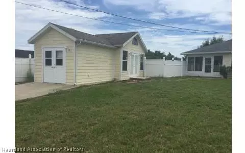 705 Summit Dr, Sebring, FL 33870 photo 3