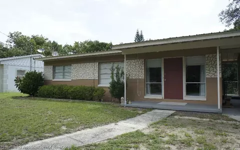 140 Overocker Cir, Frostproof, FL 33843 photo 1