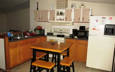 2009 Gardner Dr, Lorida, FL 33857 photo 3
