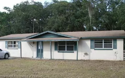 3302 King Dr, Sebring, FL 33870 photo 1