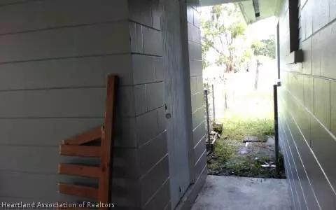 111 E State St, Avon Park, FL 33825 photo 10