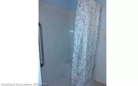 111 E State St, Avon Park, FL 33825 photo 7