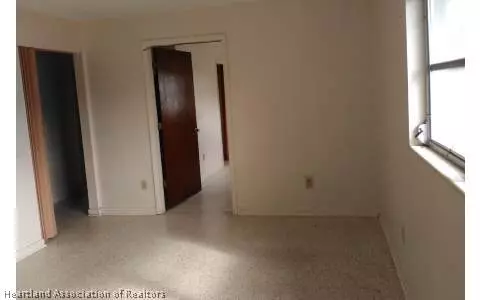 111 E State St, Avon Park, FL 33825 photo 3