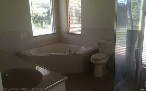 2835 Nutmeg Ct, Sebring, FL 33872 photo 4