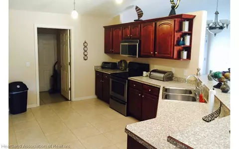 2027 Alan St, Sebring, FL 33875 photo 2