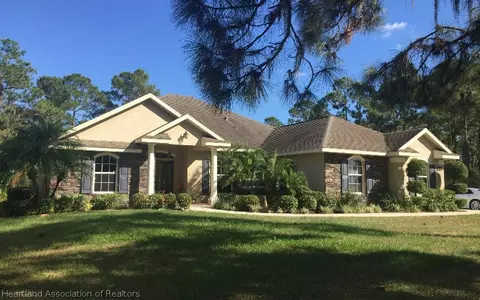 5732 Cherry Rd, Sebring, FL 33875 photo 1